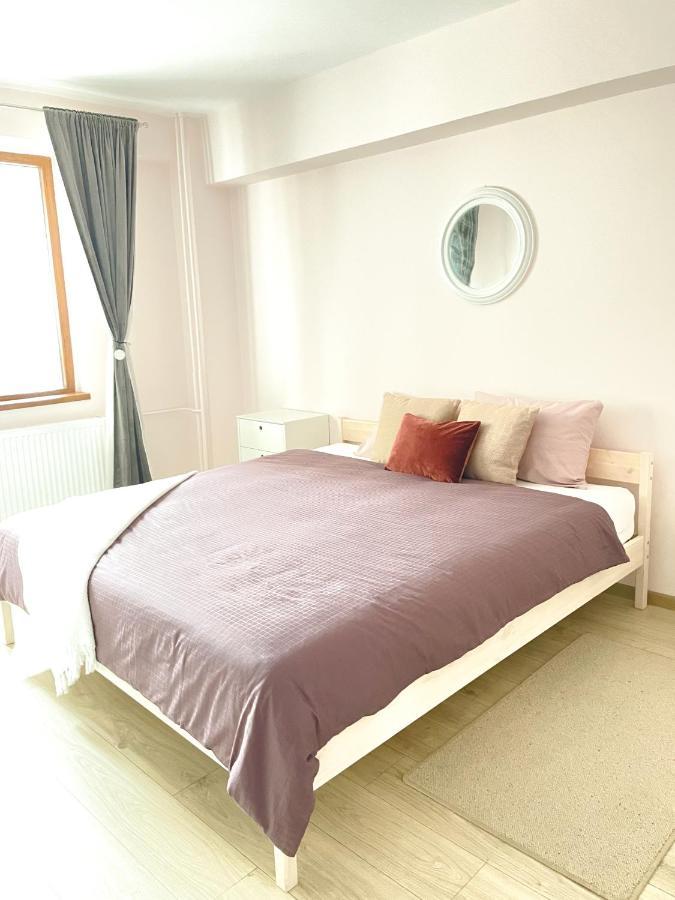 Apartament Spatios In Oradea Exterior foto