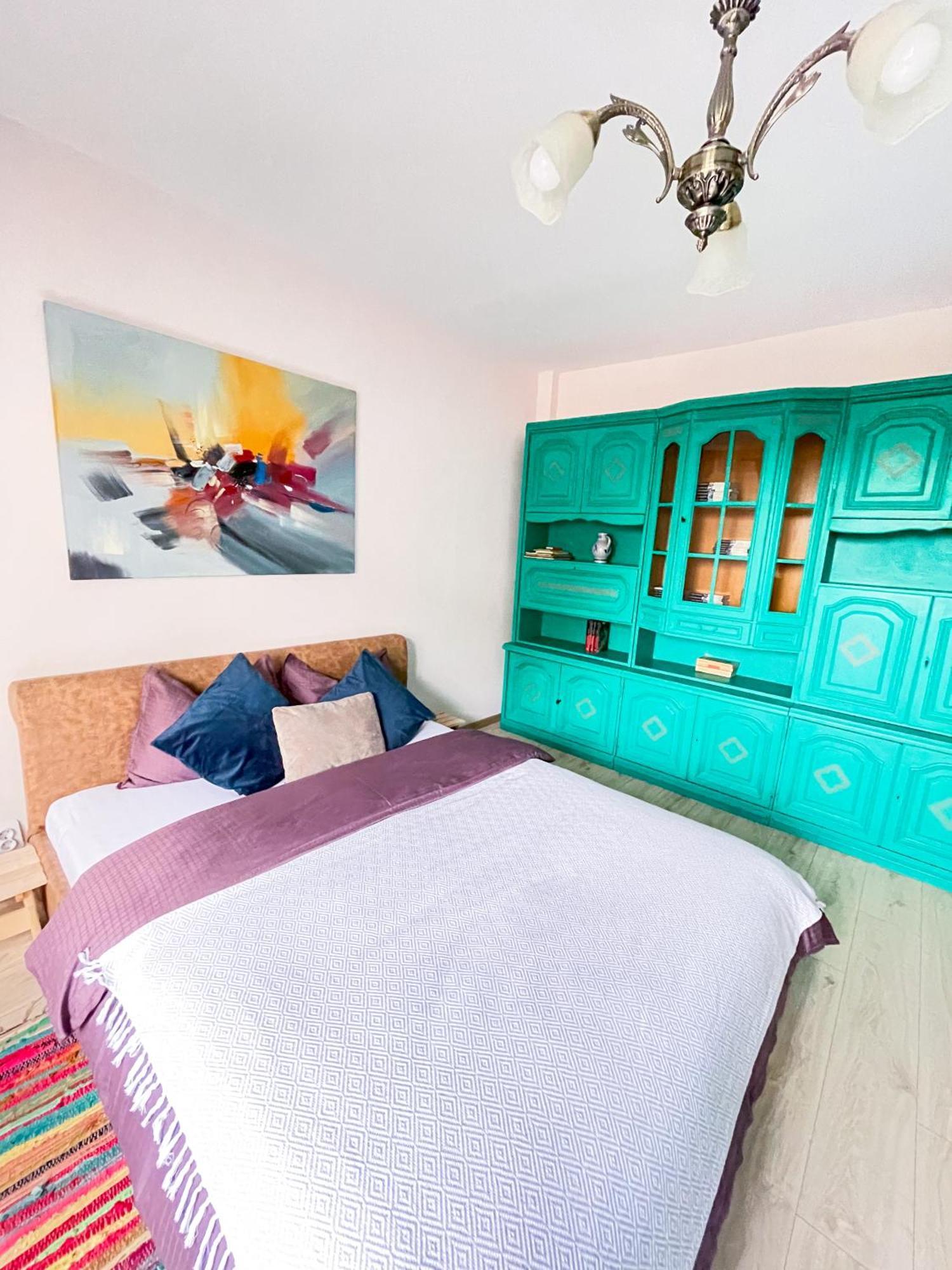 Apartament Spatios In Oradea Exterior foto